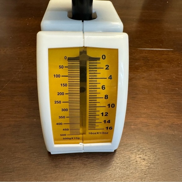 Small Plastic Kitchen Scale Vintage - Picture 4 of 14